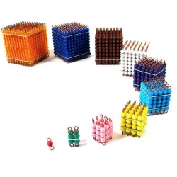 cubes de perles de couleur