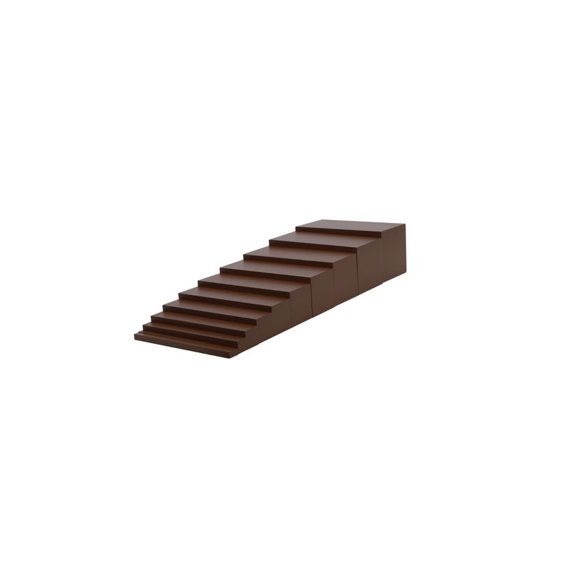 escalier marron