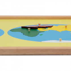 Puzzle carte du monde avec cadre